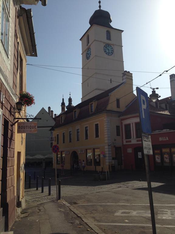 Arcade Apartment Sibiu Bagian luar foto